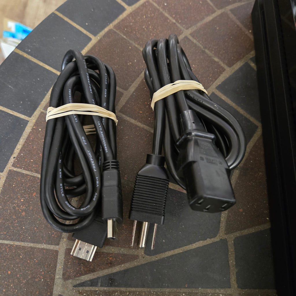 Sony PlayStation 4 PS4 Pro 1TB Star Wars Battlefront 2 Edition Console Bundle