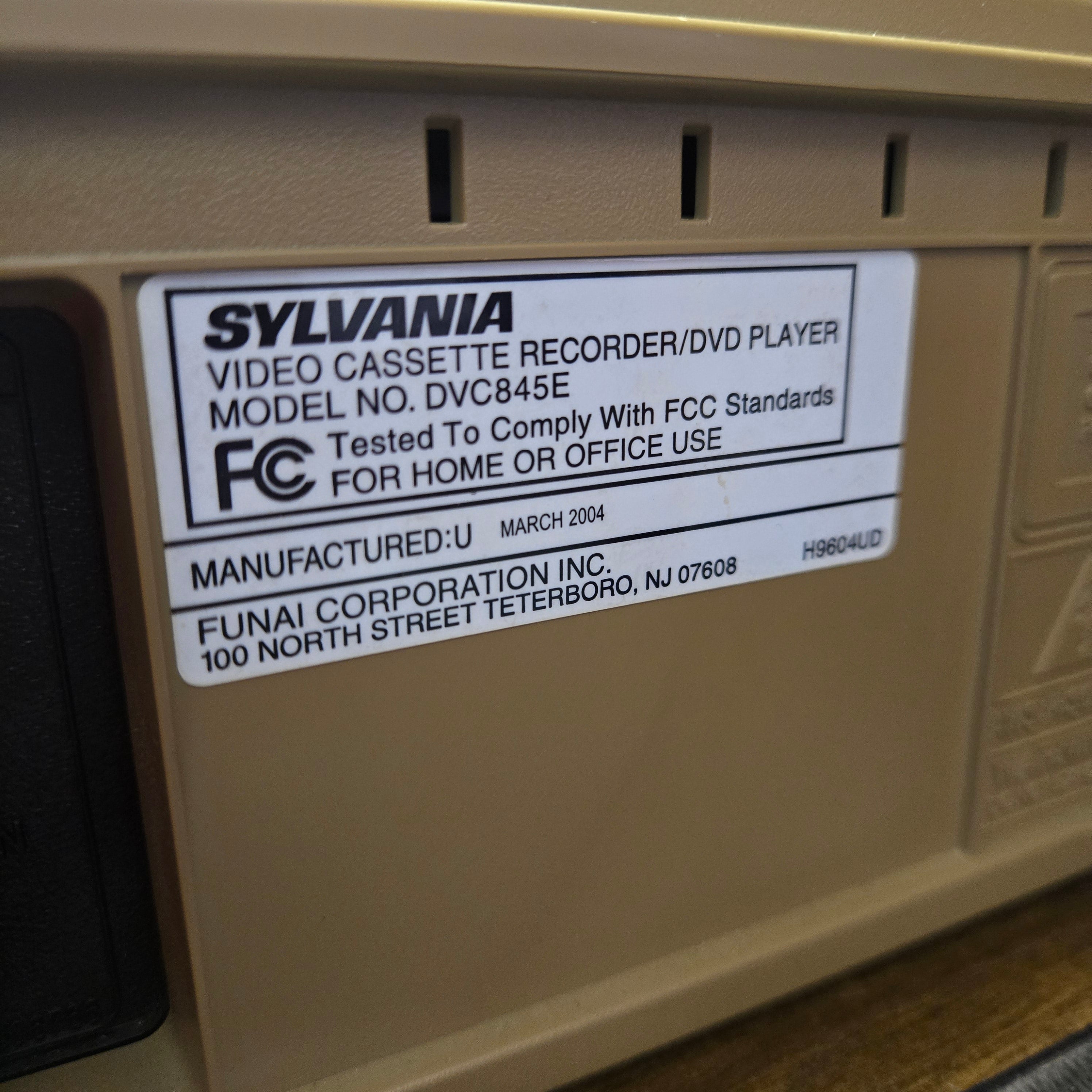 Sylvania DVC845E 4 Head VCR DVD Player Combo Hi-Fi MP3 DVD PLAYER DOES NOT WORK