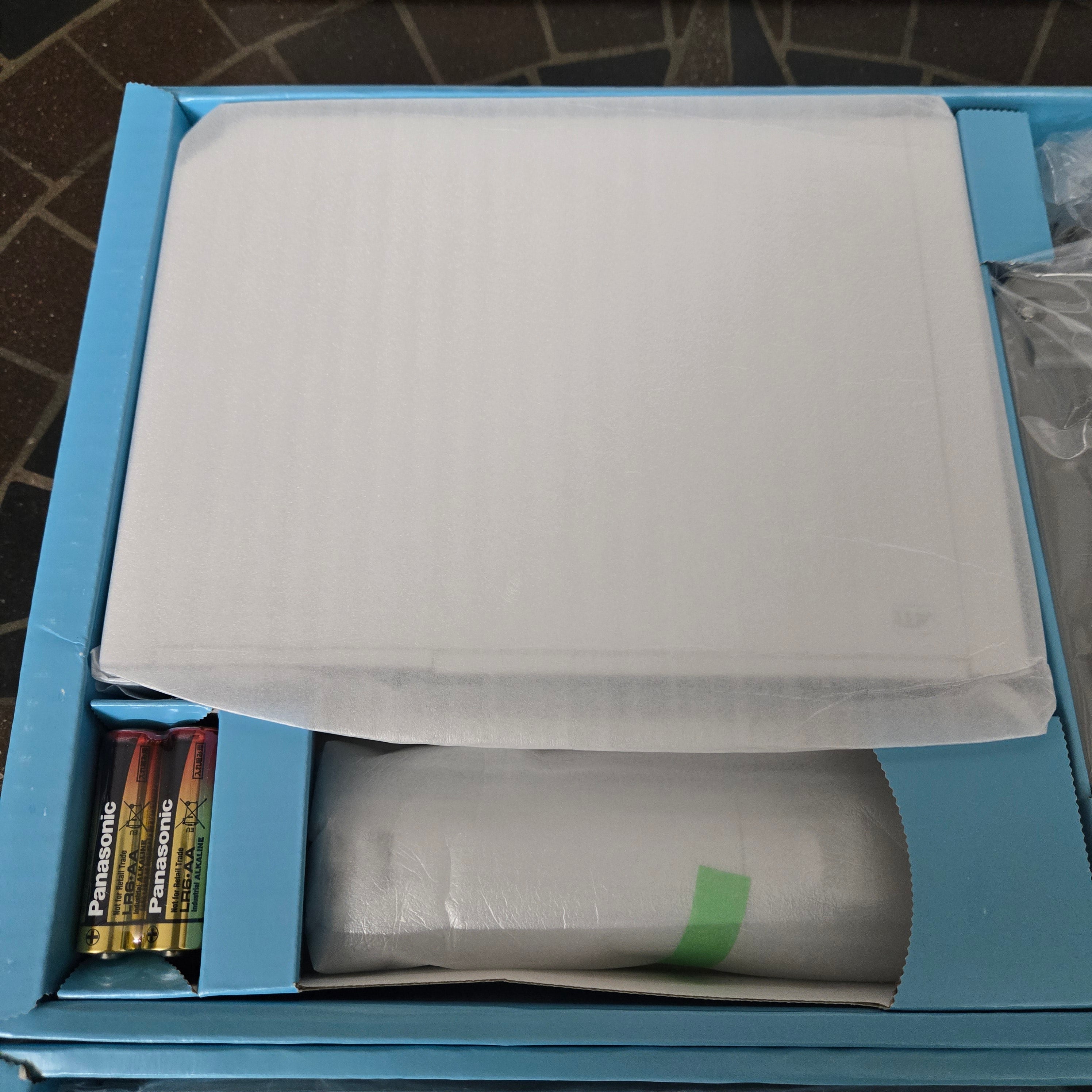 Nintendo Wii White System - NEW IN OPEN BOX w/ Wii Sports SEALED - FACTORY WRAPS