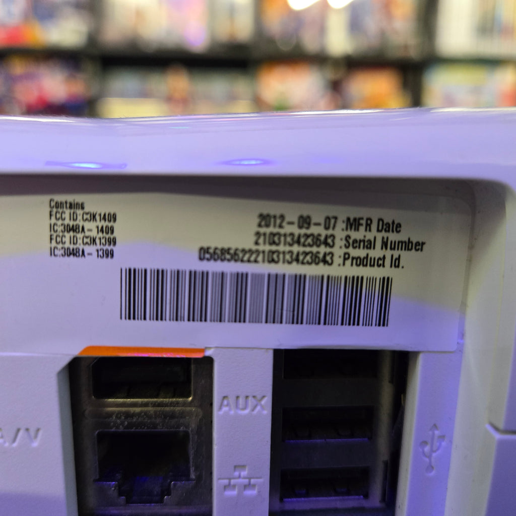 Xbox 360 Slim Special Edition White 4GB Console, Controller & Cords TESTED RESET