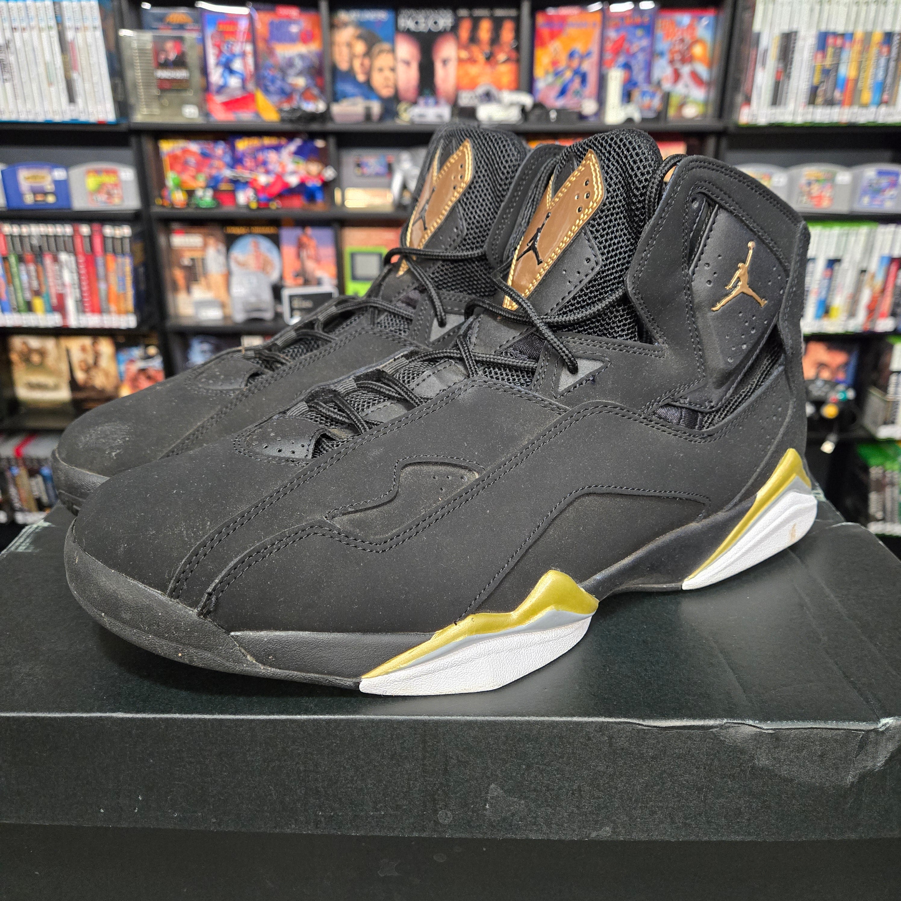 Size 13 - Air Jordan True Flight Black Metallic Gold in Nice Shape w/ OG Box!