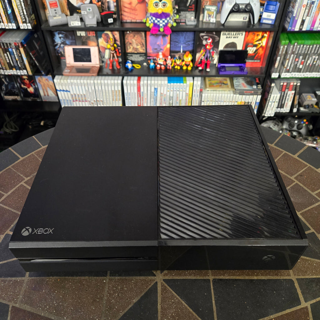Microsoft Xbox One 500GB Console/System 1540, Cords & Corded Controller - TESTED
