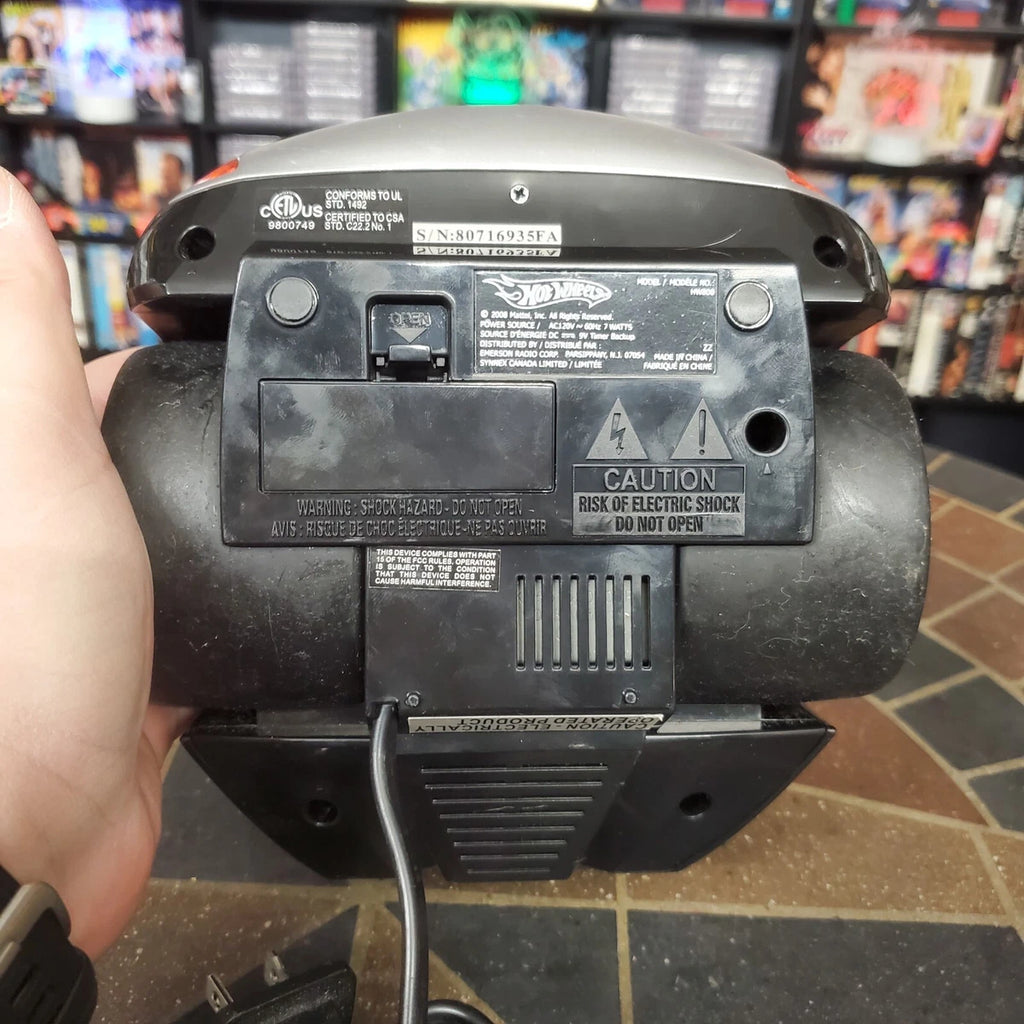 Hot Wheels Alarm Clock AM/FM Radio Projector Nightlight Engine Sounds Black