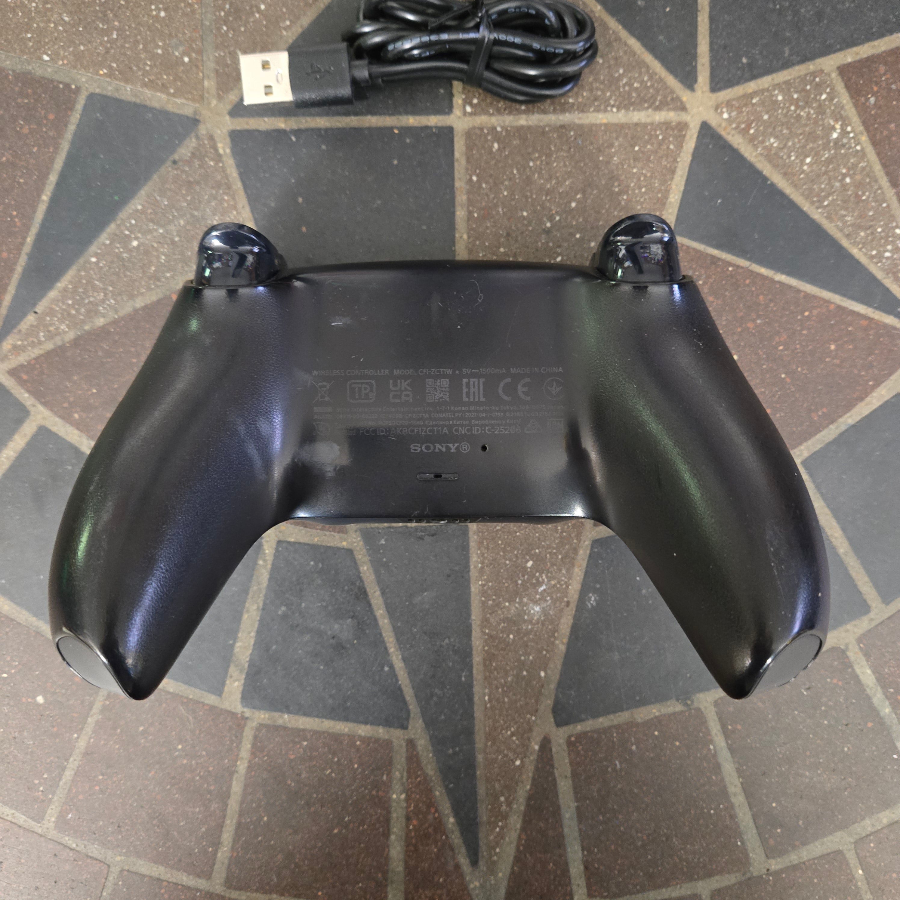 Sony PlayStation 5 Digital Edition PS5 825GB White Console Gaming System TESTED