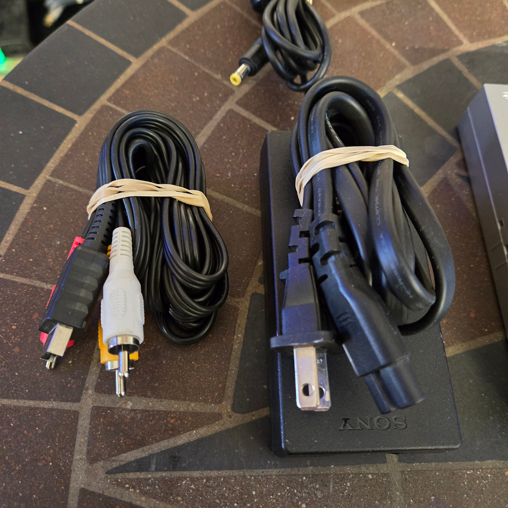 Sony PlayStation 2 PS2 Slim Silver Console SCPH-77001, Mem, Controller & Cords!