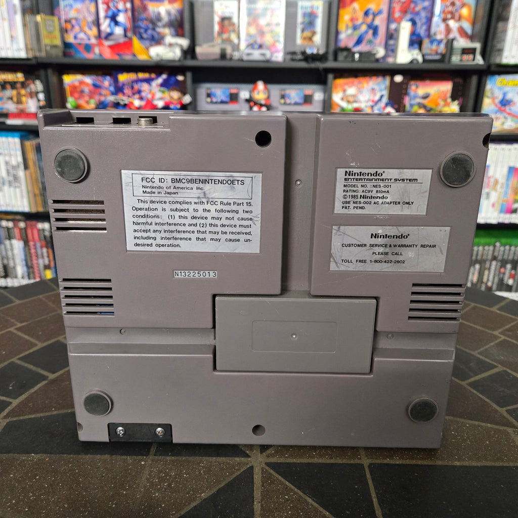 Nintendo NES System/Console, Controllers, Zapper & Mario/Duck Hunt - NEW 72-PIN!