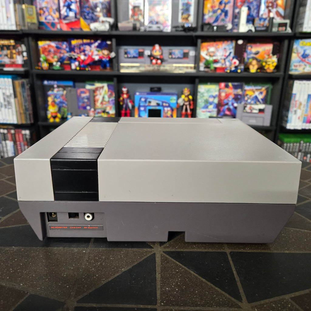 Nintendo NES System/Console, Controllers, Zapper & Mario/Duck Hunt - NEW 72-PIN!