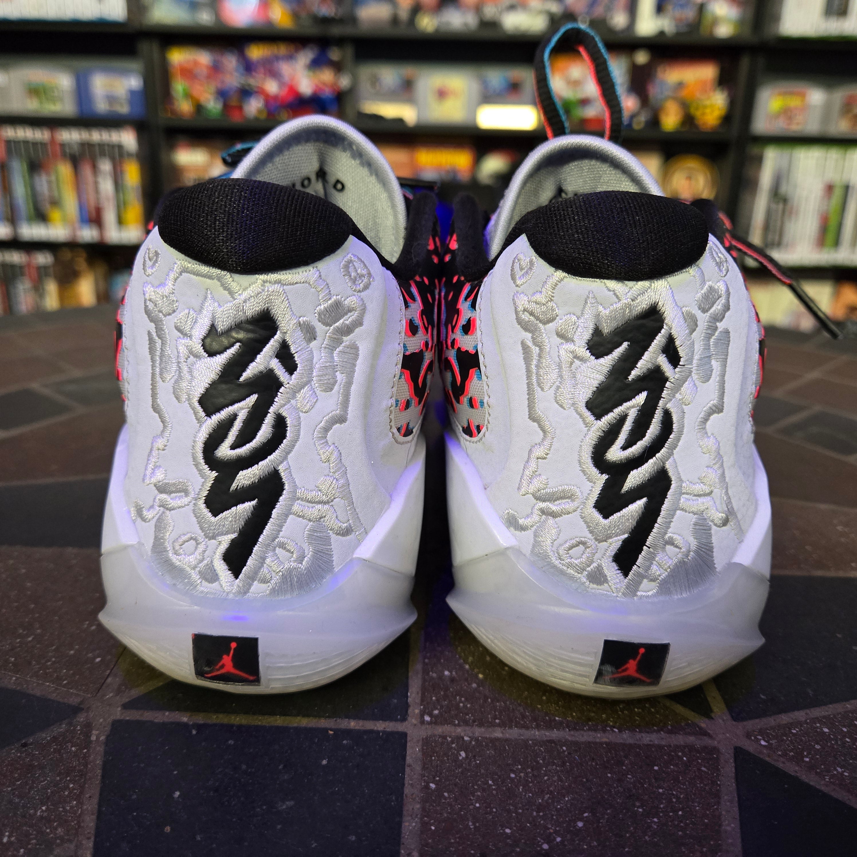 Nike Boys Air Jordan Zion 3 NRG FZ4792-060 White Basketball Shoes Sneakers Sz 4Y