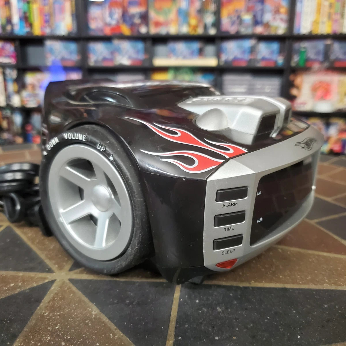 Hot Wheels Alarm Clock AM/FM Radio Projector Nightlight Engine Sounds Black