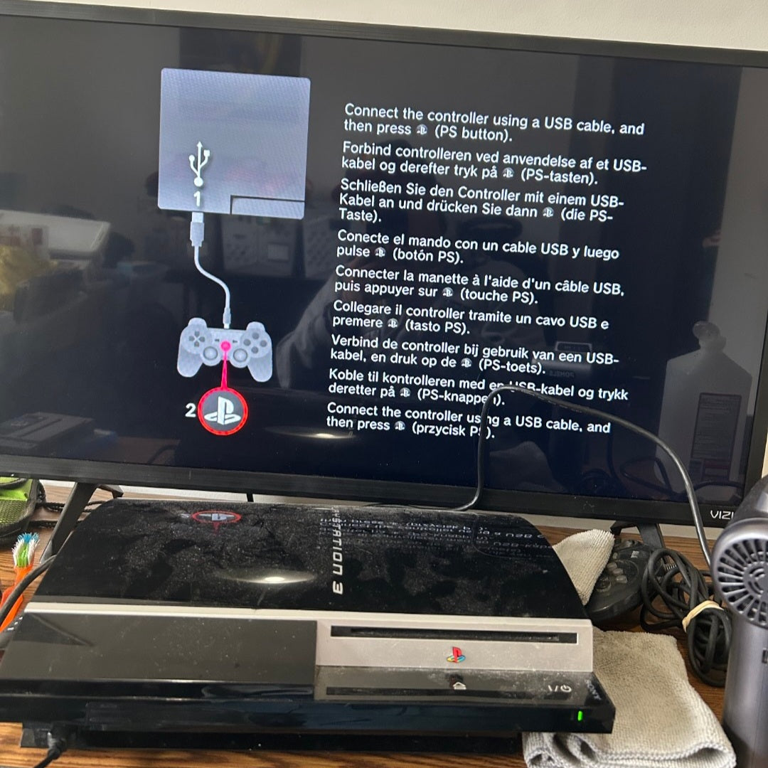 Sony PlayStation 3 PS3 Fat 40GB CECHH01 Console, Controller & Cords TESTED RESET