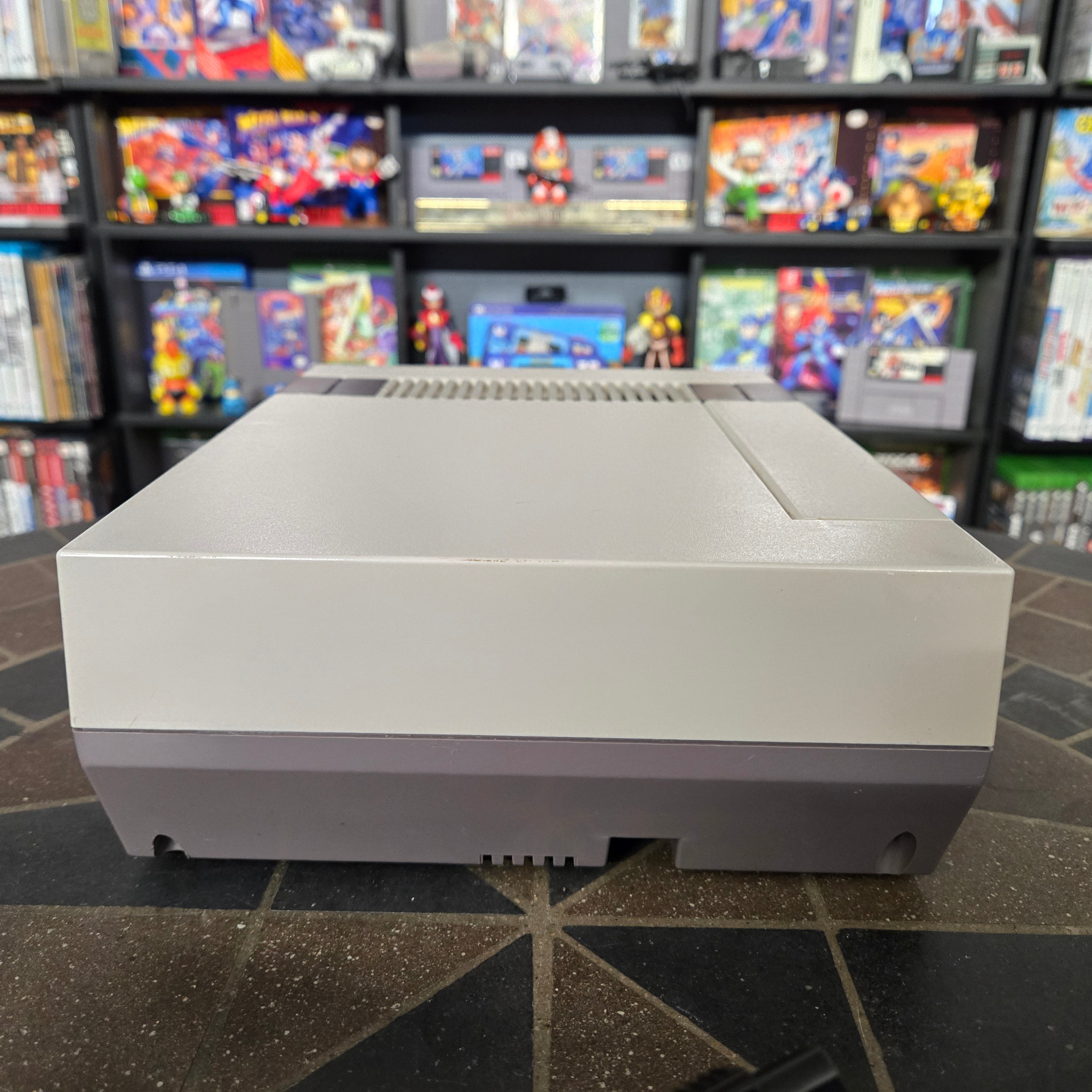 Nintendo NES System/Console, Controllers, Zapper & Mario/Duck Hunt - NEW 72-PIN!