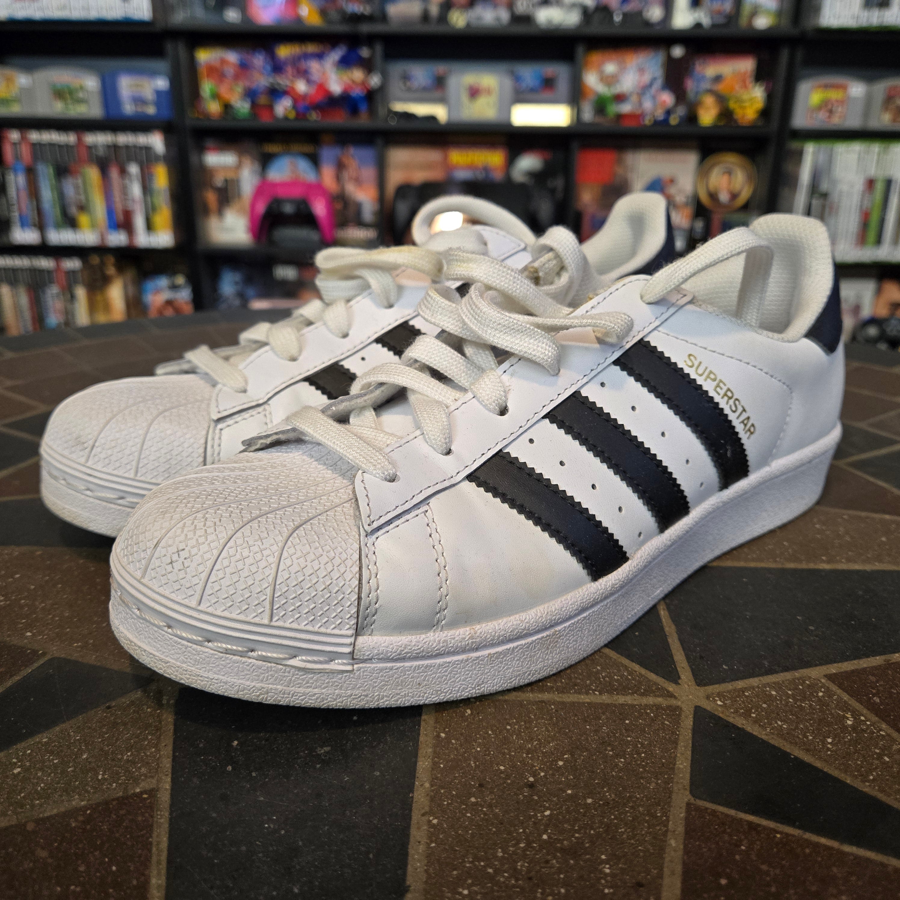 Adidas Originals Superstar Footwear Shoes White Black 2018 EG4958 Men's Size 7.5