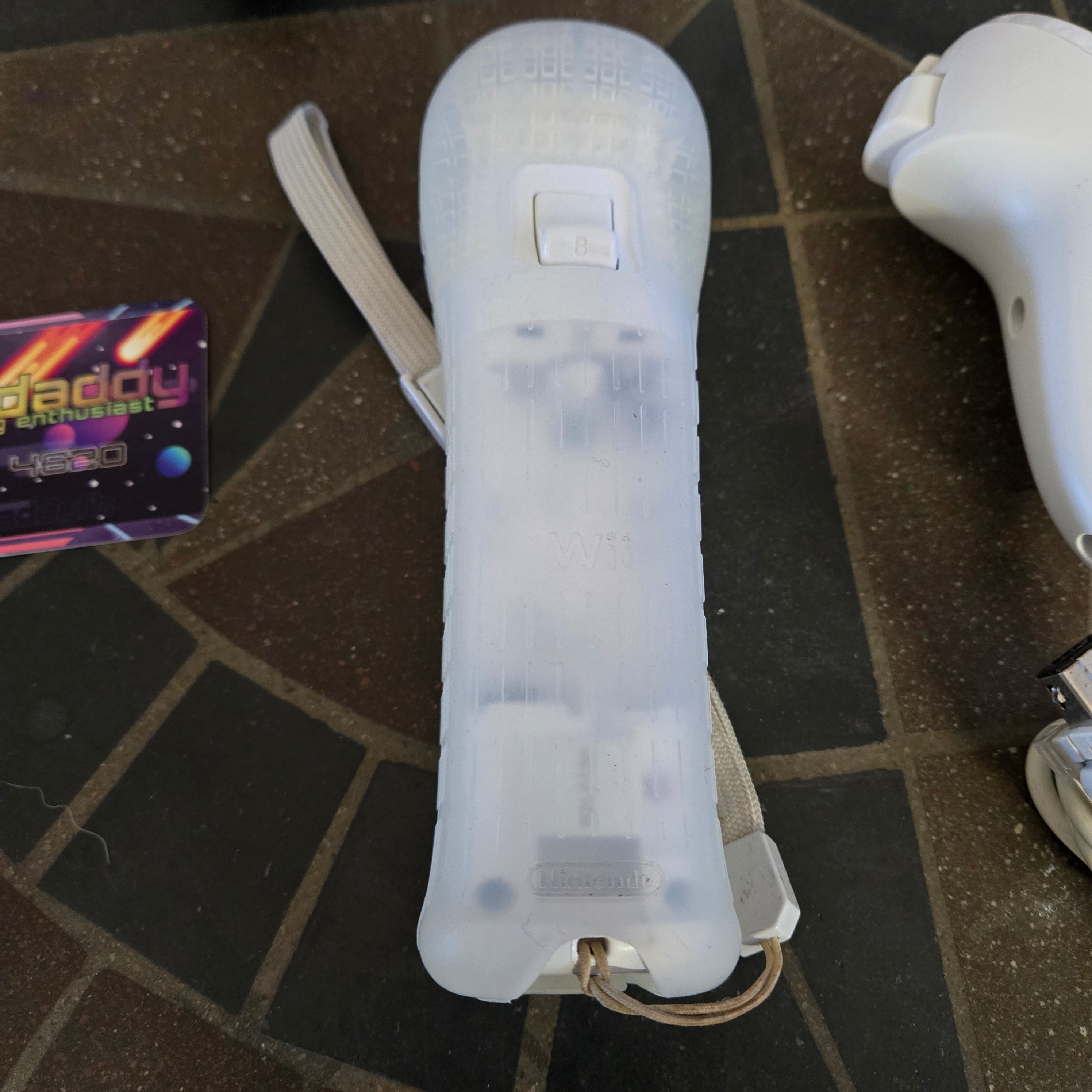 Nintendo Wii Console White, Cords, Controller & Nunchuk Cleaned, Tested & Reset