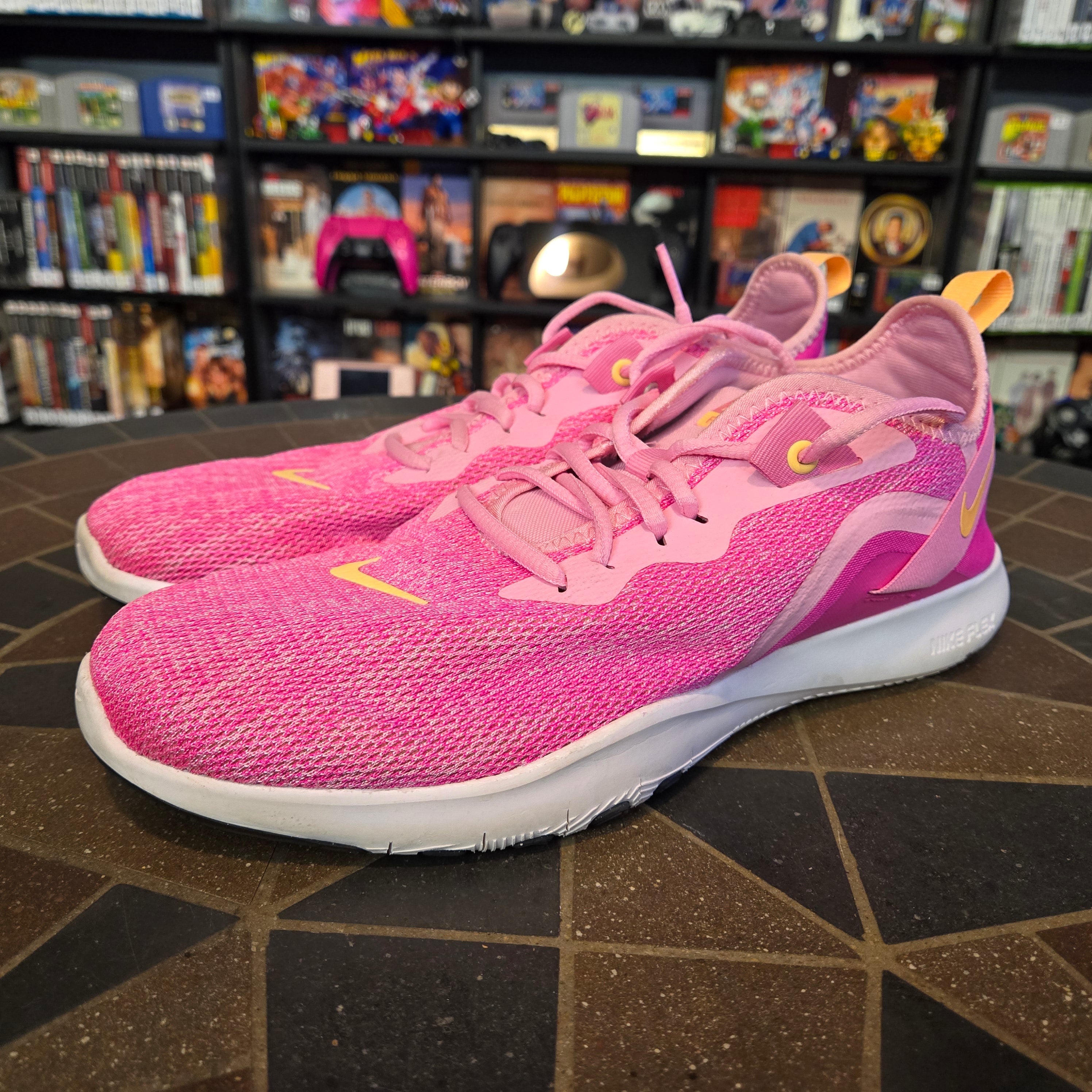 Women’s Size 10.5 Nike Flex Trainer Womens Training Shoes Pink AQ7491-600