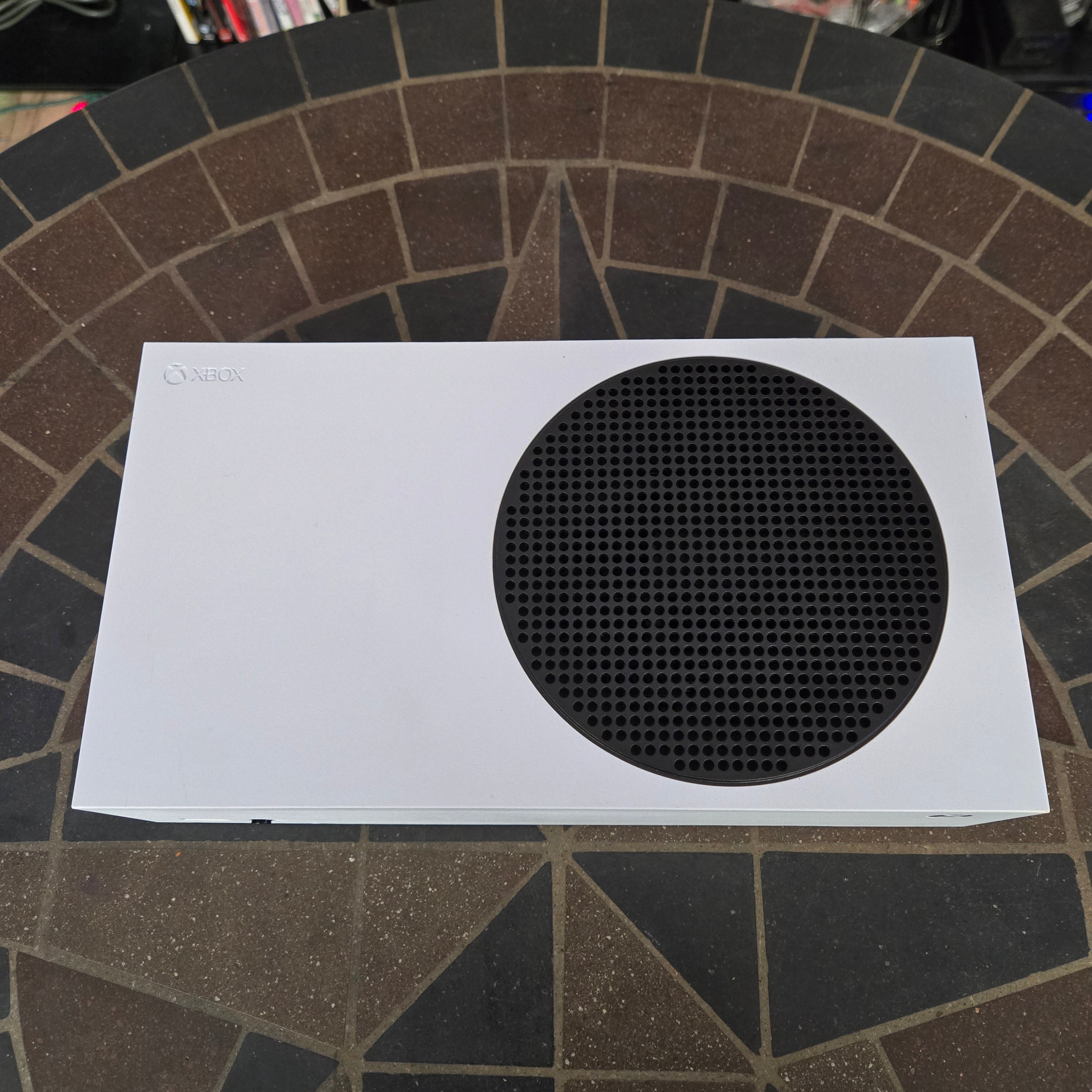 Microsoft Xbox Series S 512GB White Console, Controller & Cords - TESTED & RESET