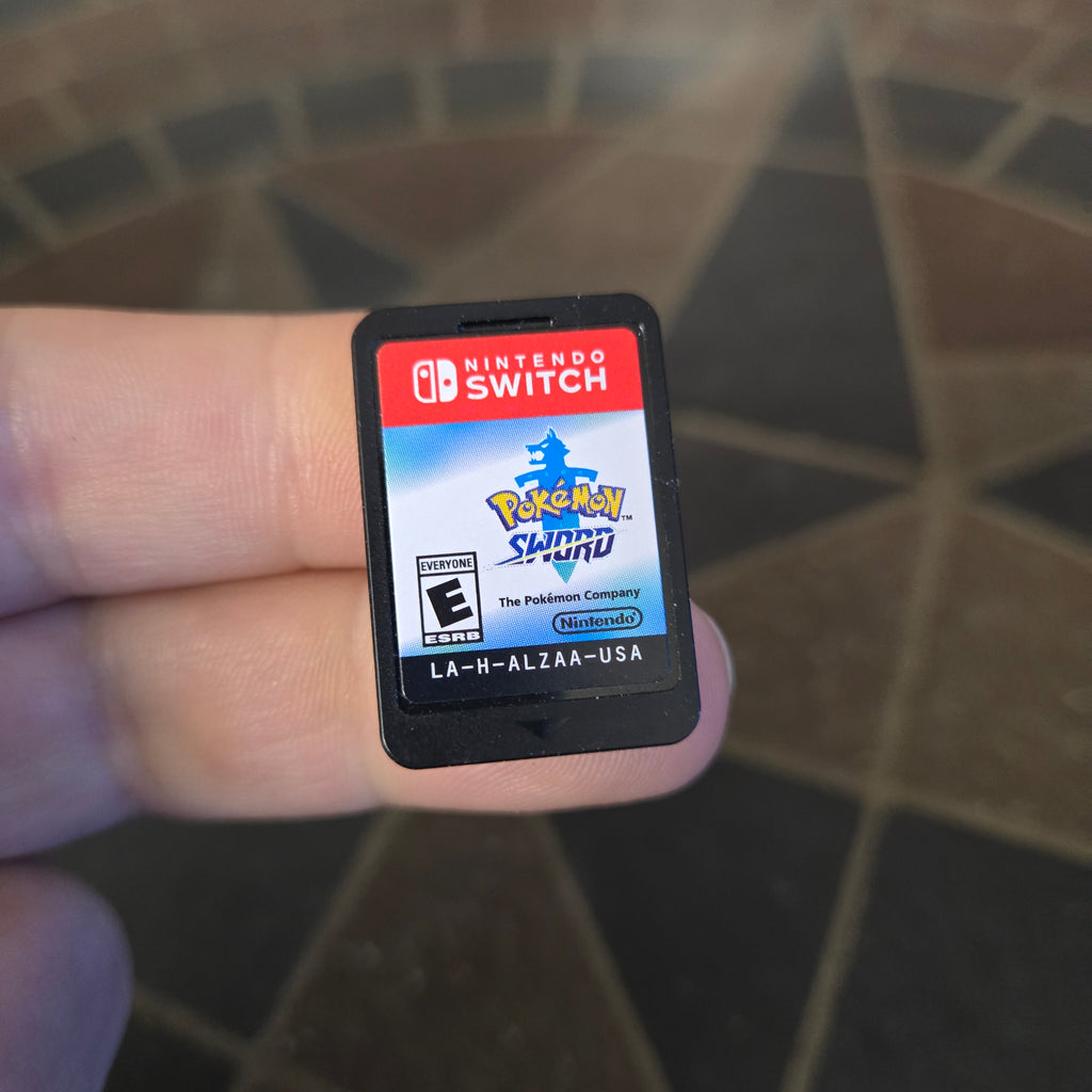 Pokémon Sword - Nintendo Switch Pokemon - Authentic, Cleaned & Tested!