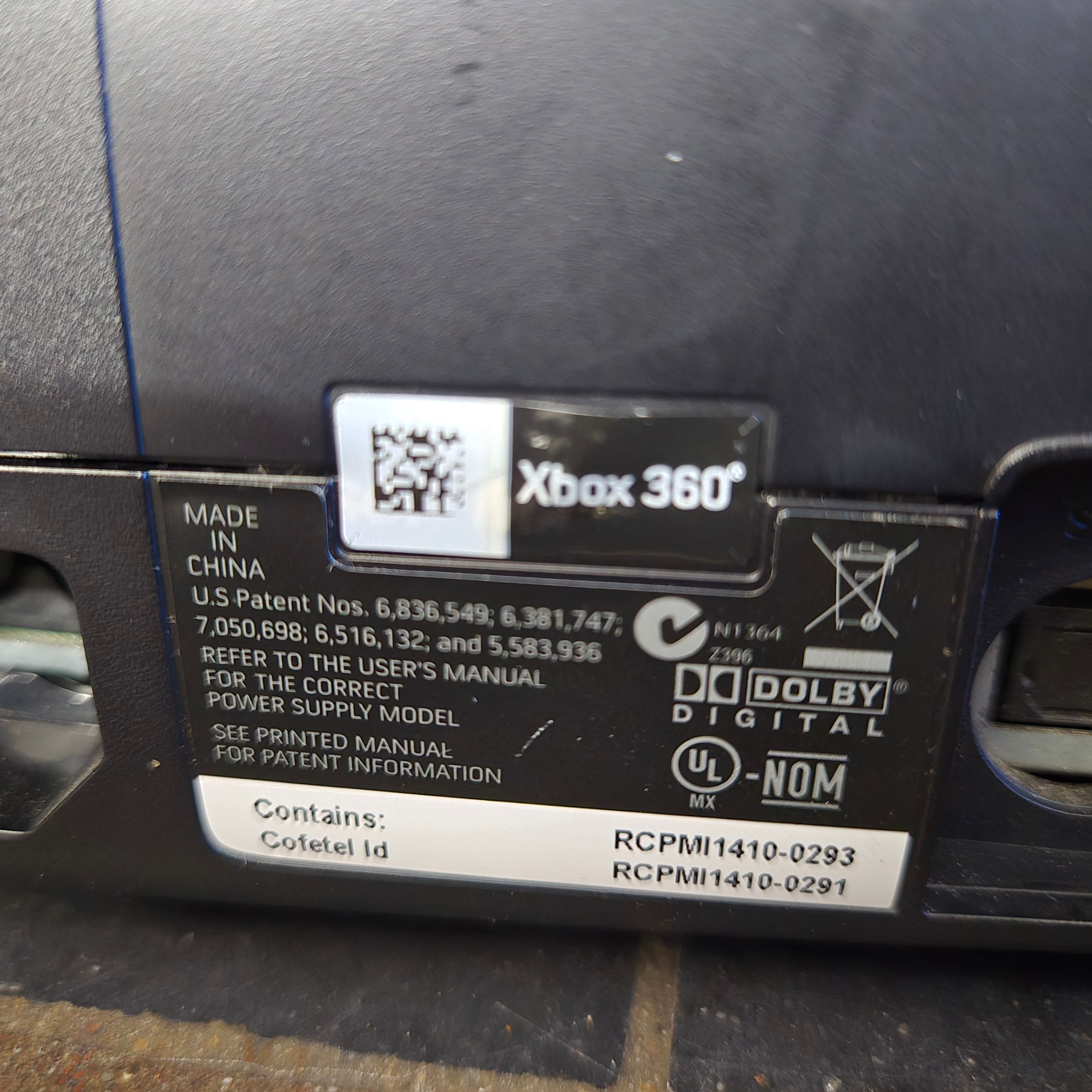 Microsoft Xbox 360 S 320GB Console, Controller & Cords - Cleaned Tested & Reset!