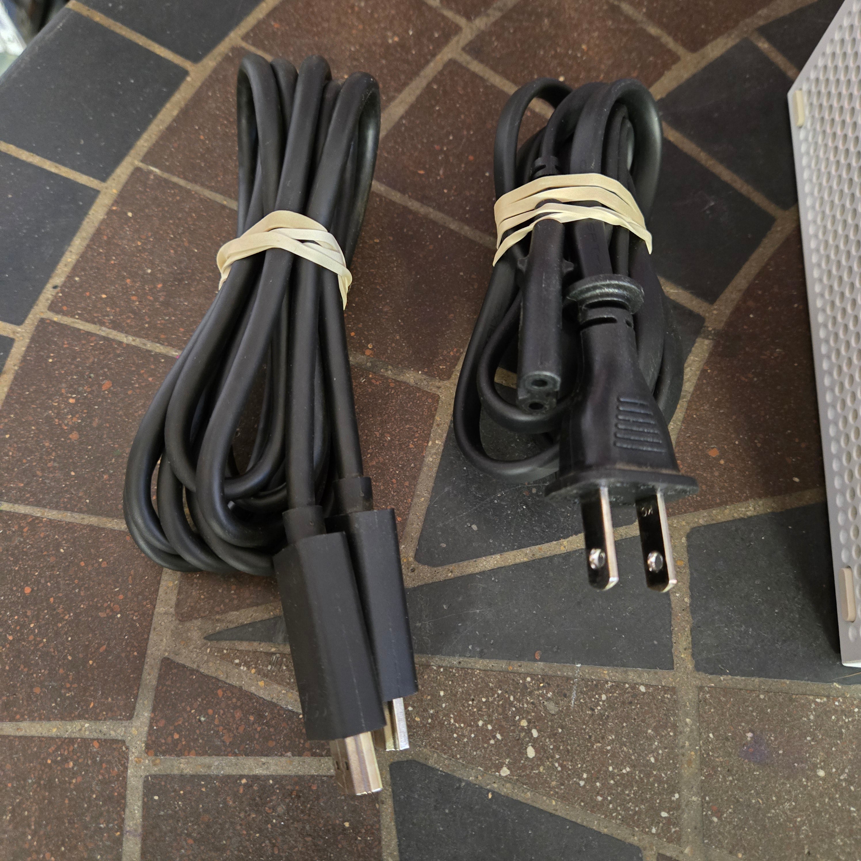 Microsoft Xbox Series S 512GB Console, Controller & Cords TESTED & RESET - NICE!