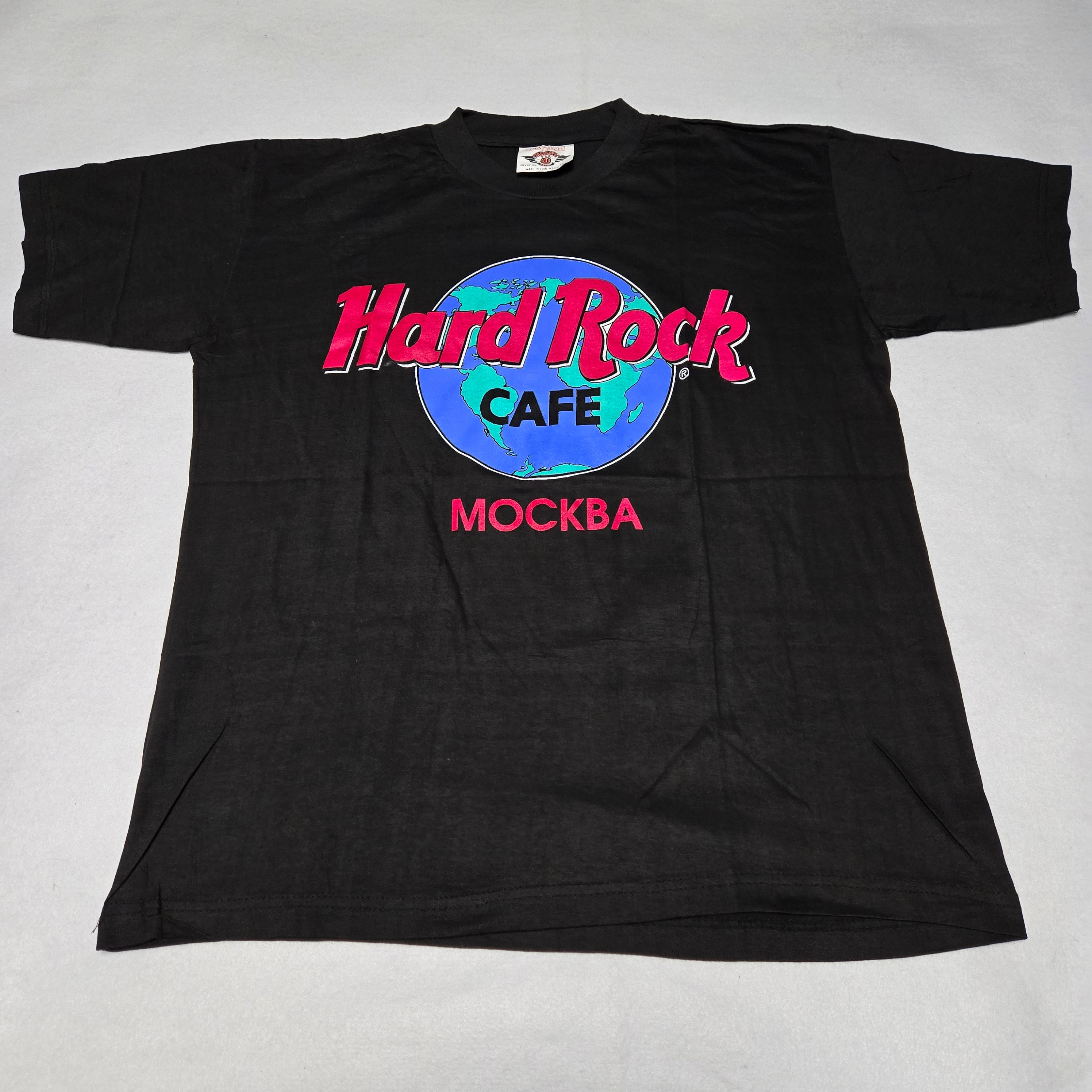Vintage Hard Rock Cafe Mockba Moscow T-shirt Size XL Two Sided Xapg Pok RARE