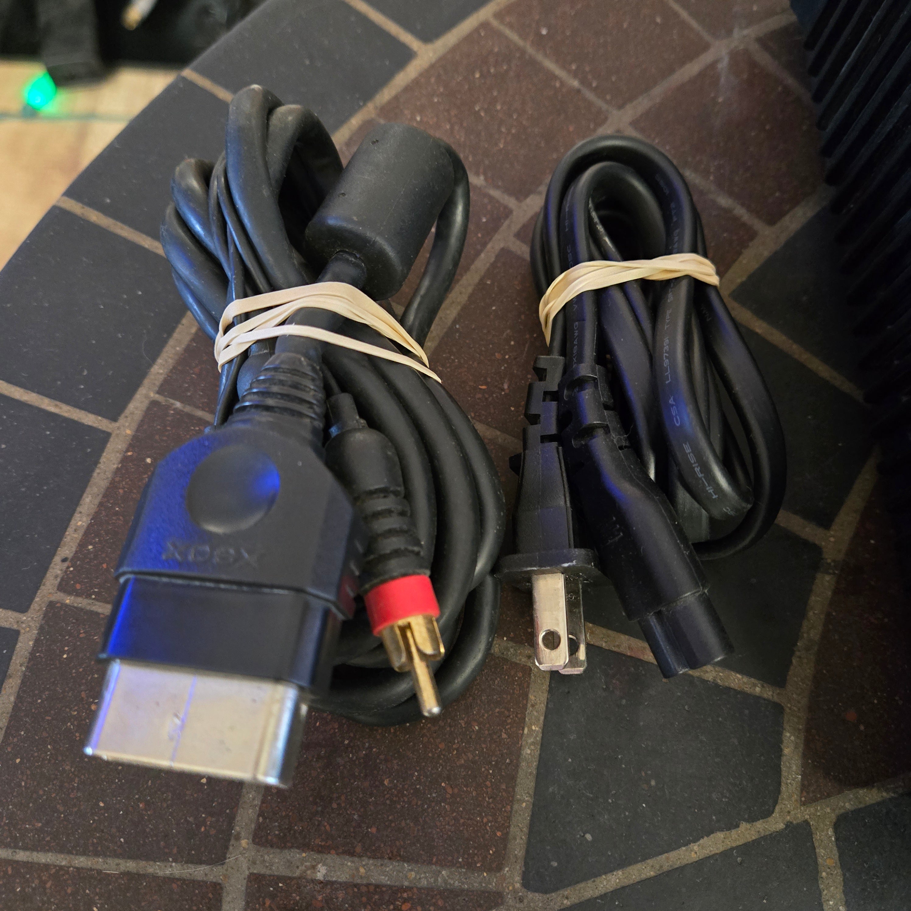 Microsoft Original Xbox Console, Unofficial Green S Controller & Cords - TESTED