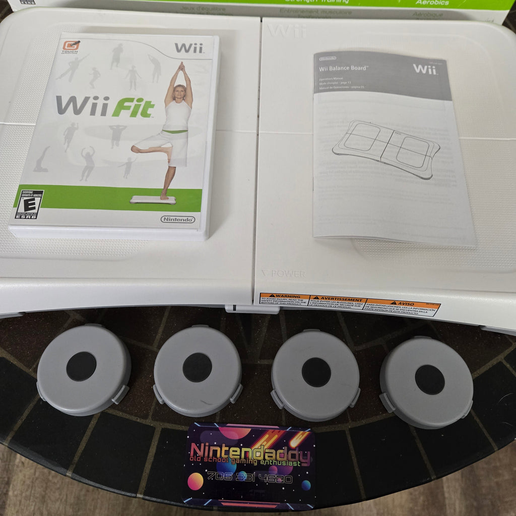 Wii Fit Balance Board & Wii Fit Complete CIB w/ 4 Feet, Original Box & Manual